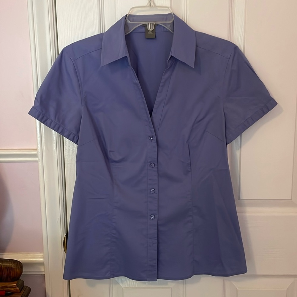 Short sleeve blue shirt